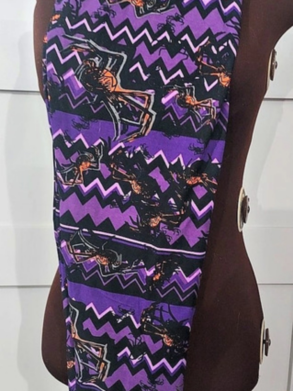 Lularoe Tall & Curvy Purple & Black Geometric Leggings Like New